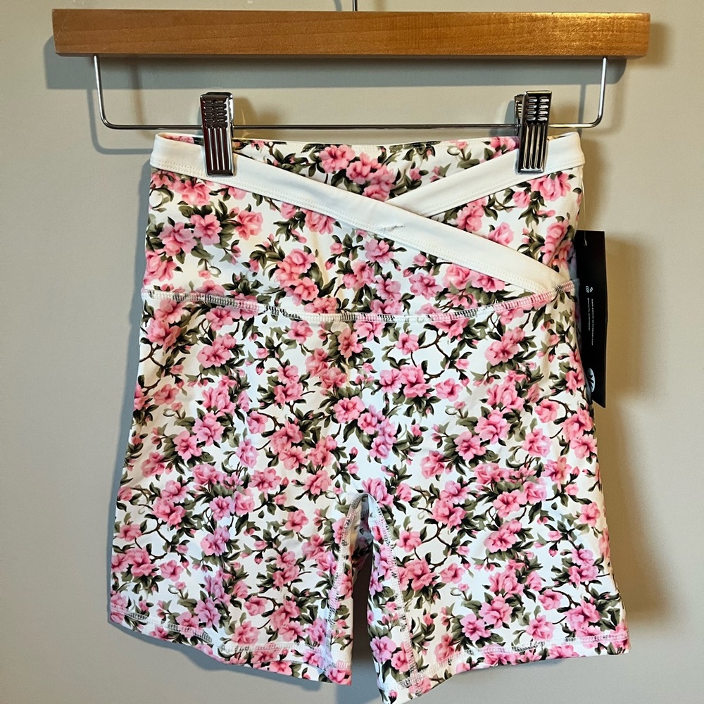 NWT FLAWED ASTORIA Pink and White Sleeveless Top and Shorts SET #6 - Picture 3 of 5